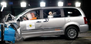 euroncap lancia voyager