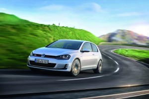 2014-VW-Golf-GTI-2[2]