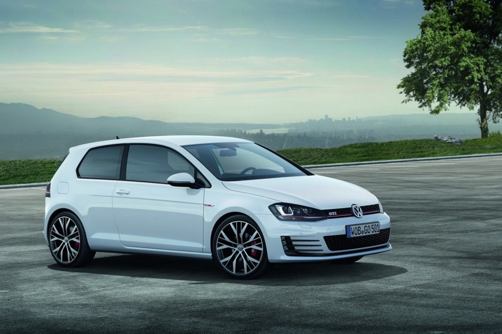 2014-VW-Golf-GTI-4[2]