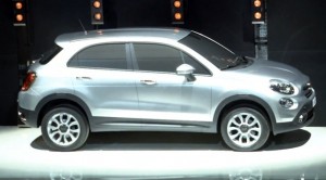 2013-fiat-500x-peek