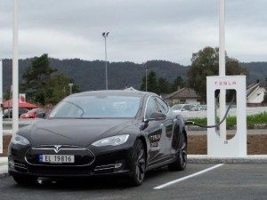 Tesla Motors Brings Revolutionary Supercharger to Europe With Launch Across Norway